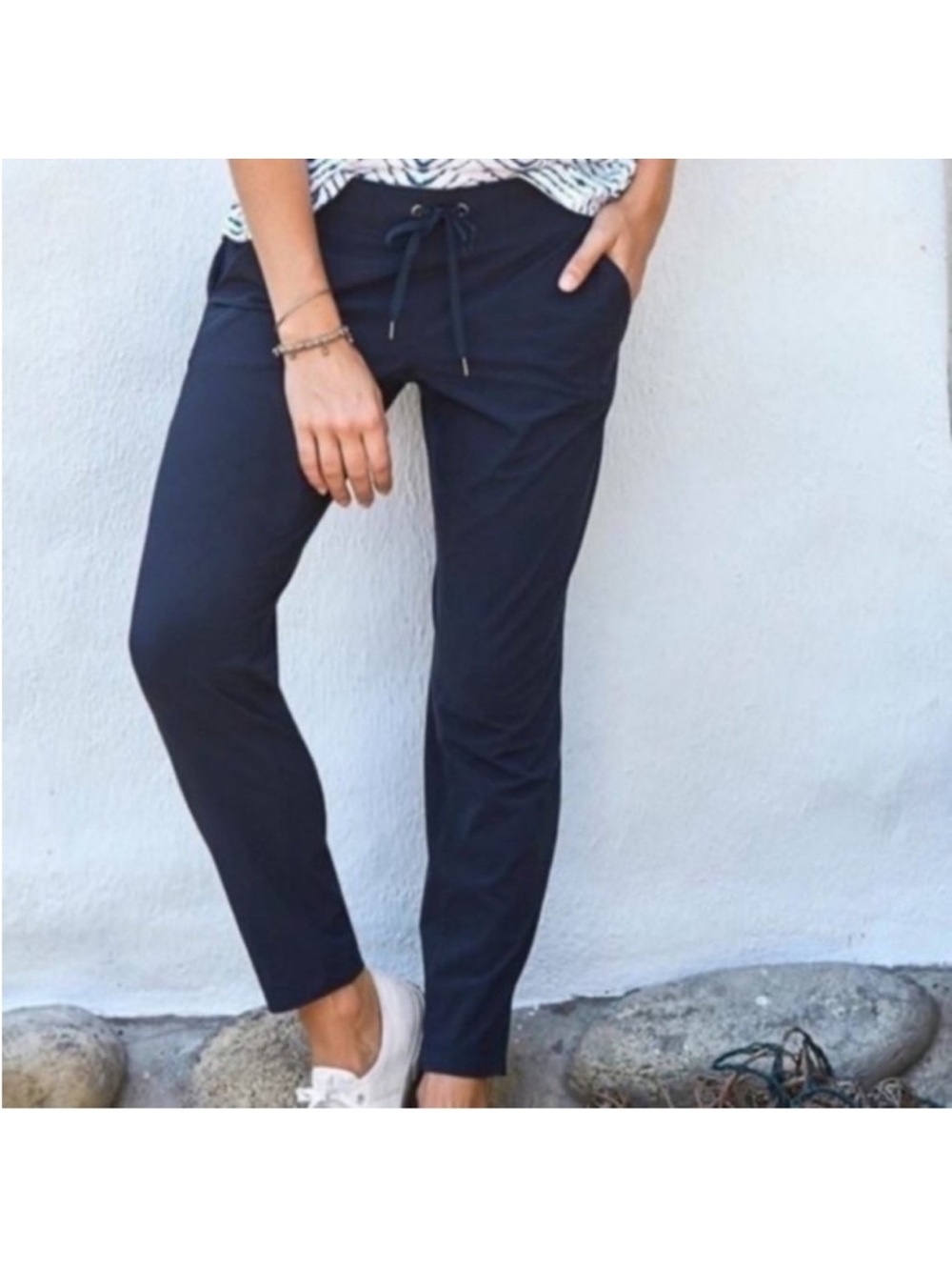 Athleta Midtown Ankle Pants Trousers Navy Blue Jogger Zip Pockets Style 297748